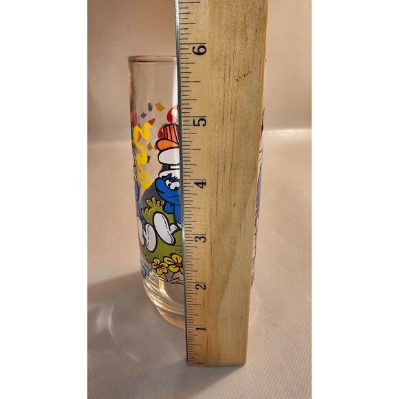 Vintage 1983 Smurfs Harmony Smurf Collectable Glass - Picture 5 of 5